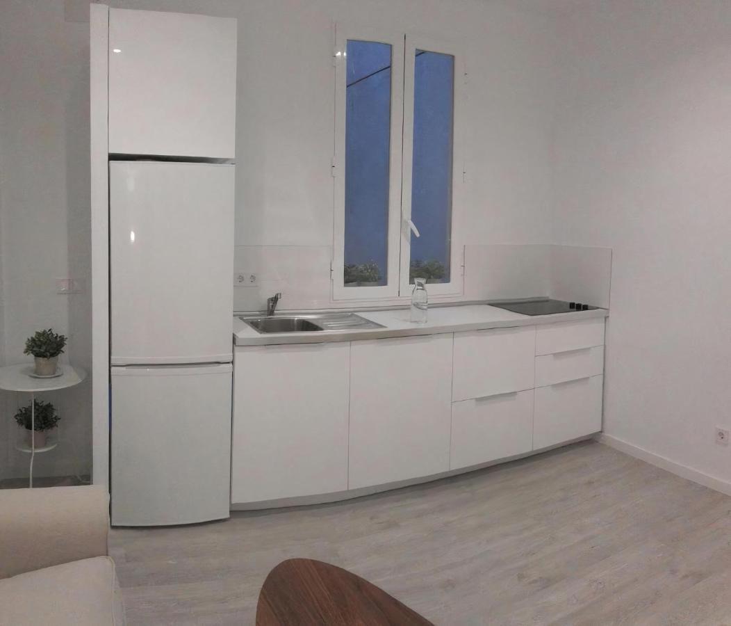 Piso Con Aire Acondicionado En El Centro De Madrid Bagian luar foto